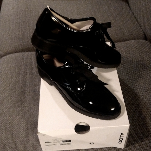 New Aldos Ladies shoes - Picture 1 of 7